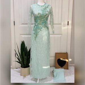 New Vietnamese lace Traditional dress . Set size L